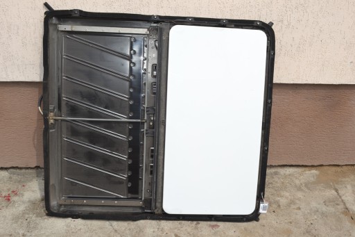 Mercedes W124 C124 Coupe CE Люк