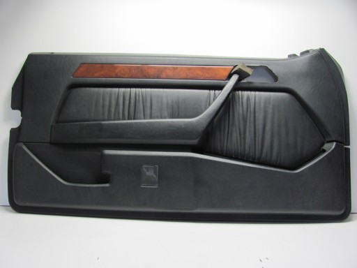 Mercedes W124 Coupe CE Панель передніх дверей ліва