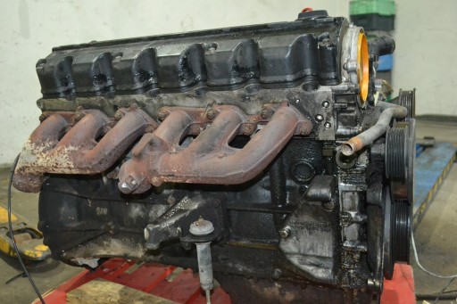 Мерседес W124 W126 260 E 2.6л Двигатель M103 941