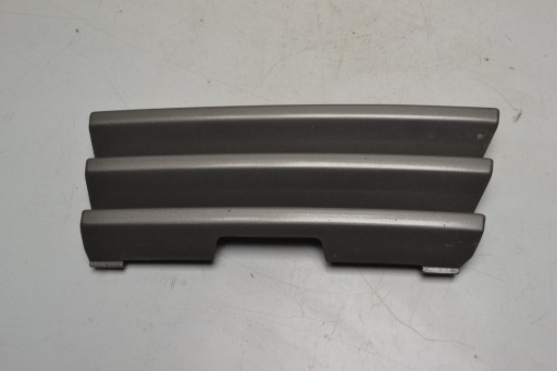 Mercedes W126 SE SEL Решетка переднего бампера 85-91