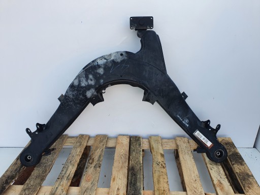 Mercedes w126 sec балка задньої підвіски