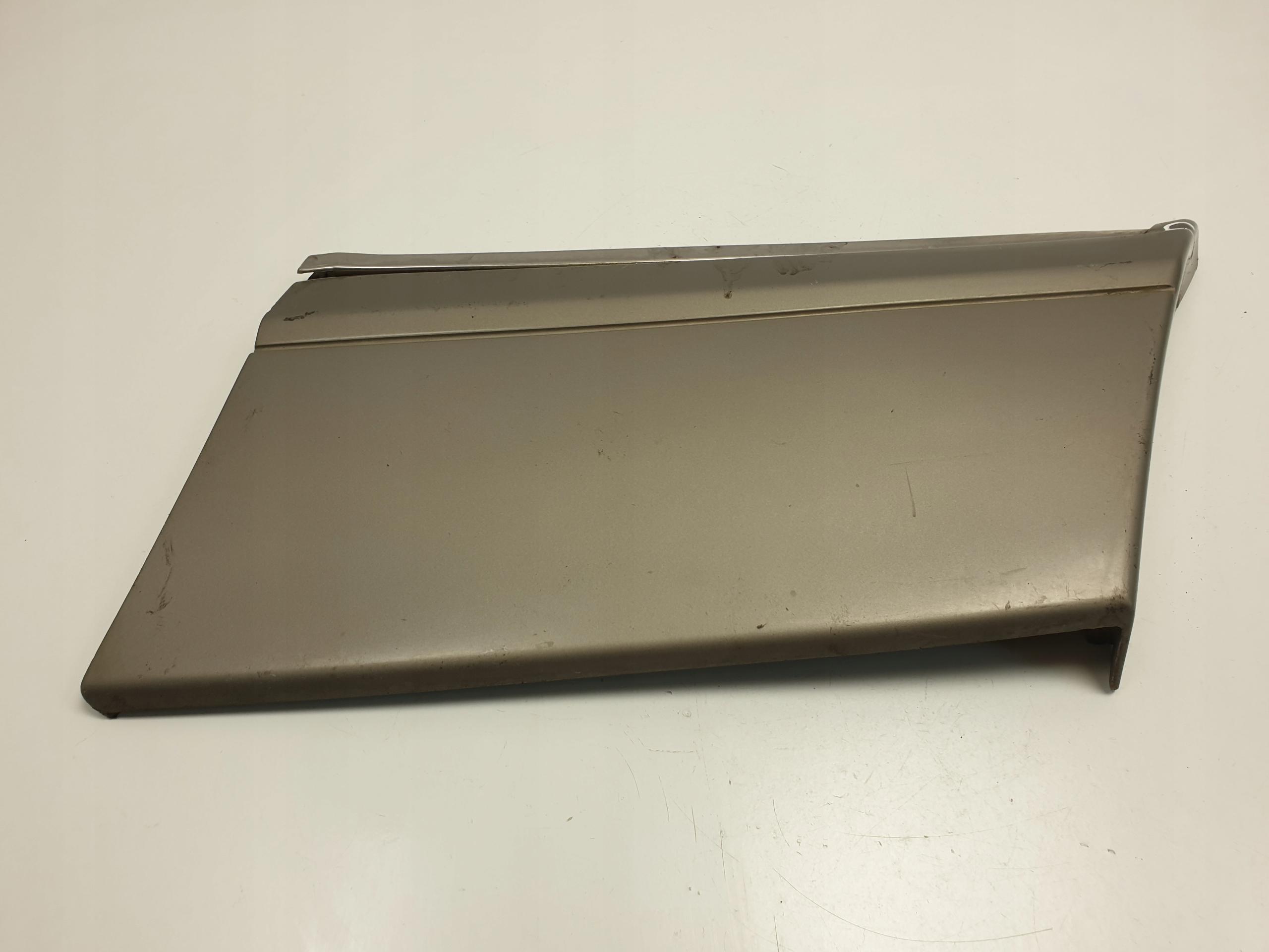 1266903640 - Mercedes W126 SEC права передня панель крила