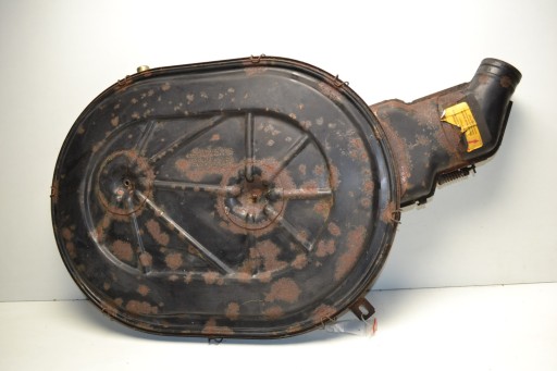 Корпус повітряного фільтра карбюратора Mercedes W126 W123