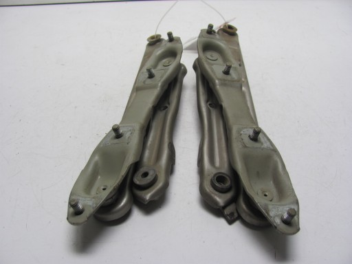 Мерседес W201 190 Петли капота