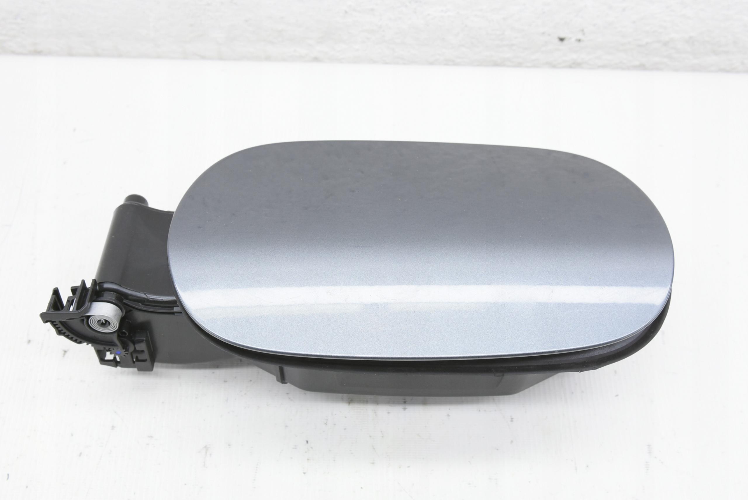 A2056304404 - Mercedes W205 LIFT крышка топливного бака 992