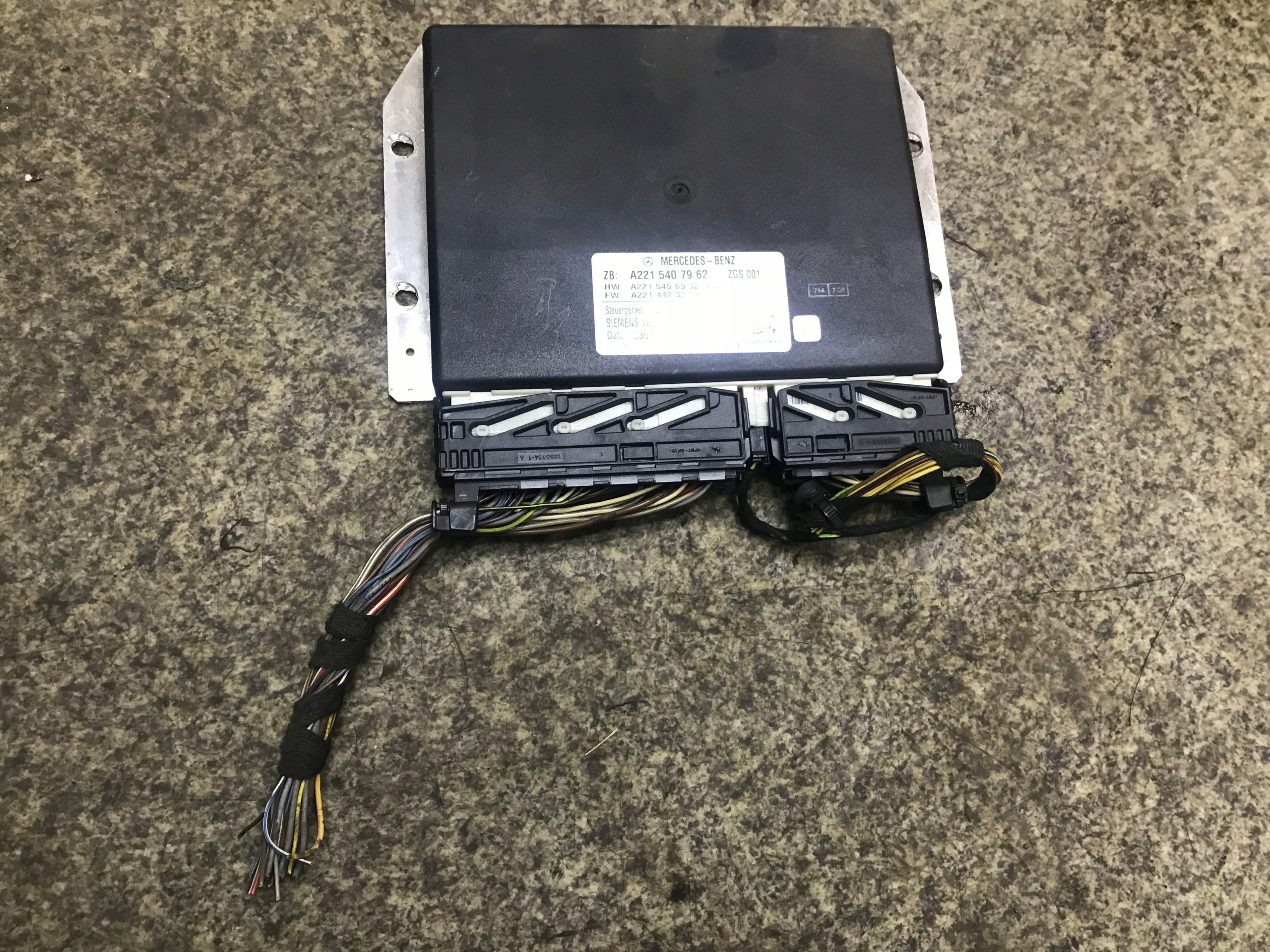 A2215407962 A2215456532 - Mercedes W221 модуль драйвер комп'ютер airmatic