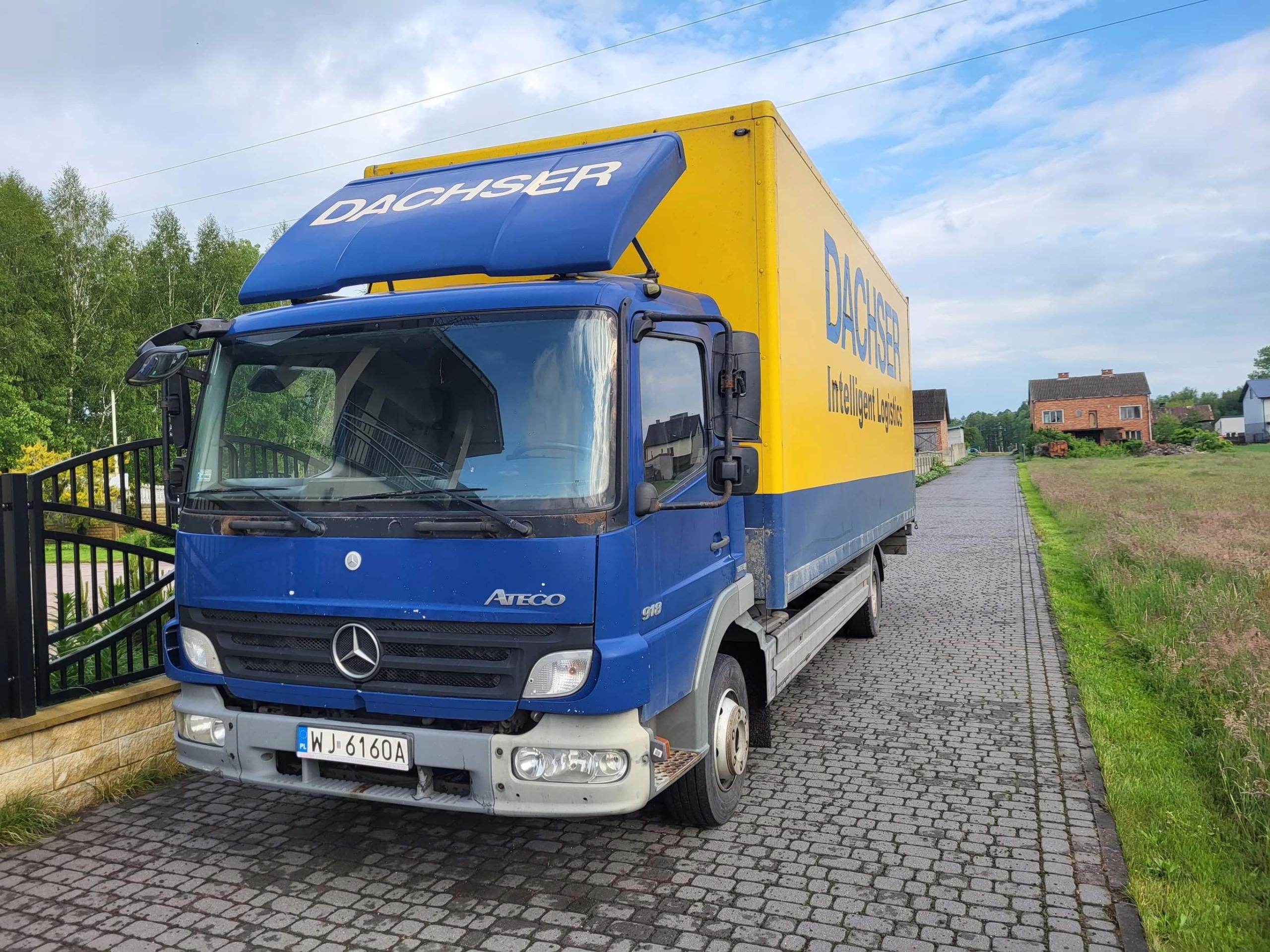 Mercedes atego кабина