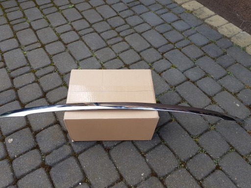 Mercedes w205 накладка багажника a2057430082