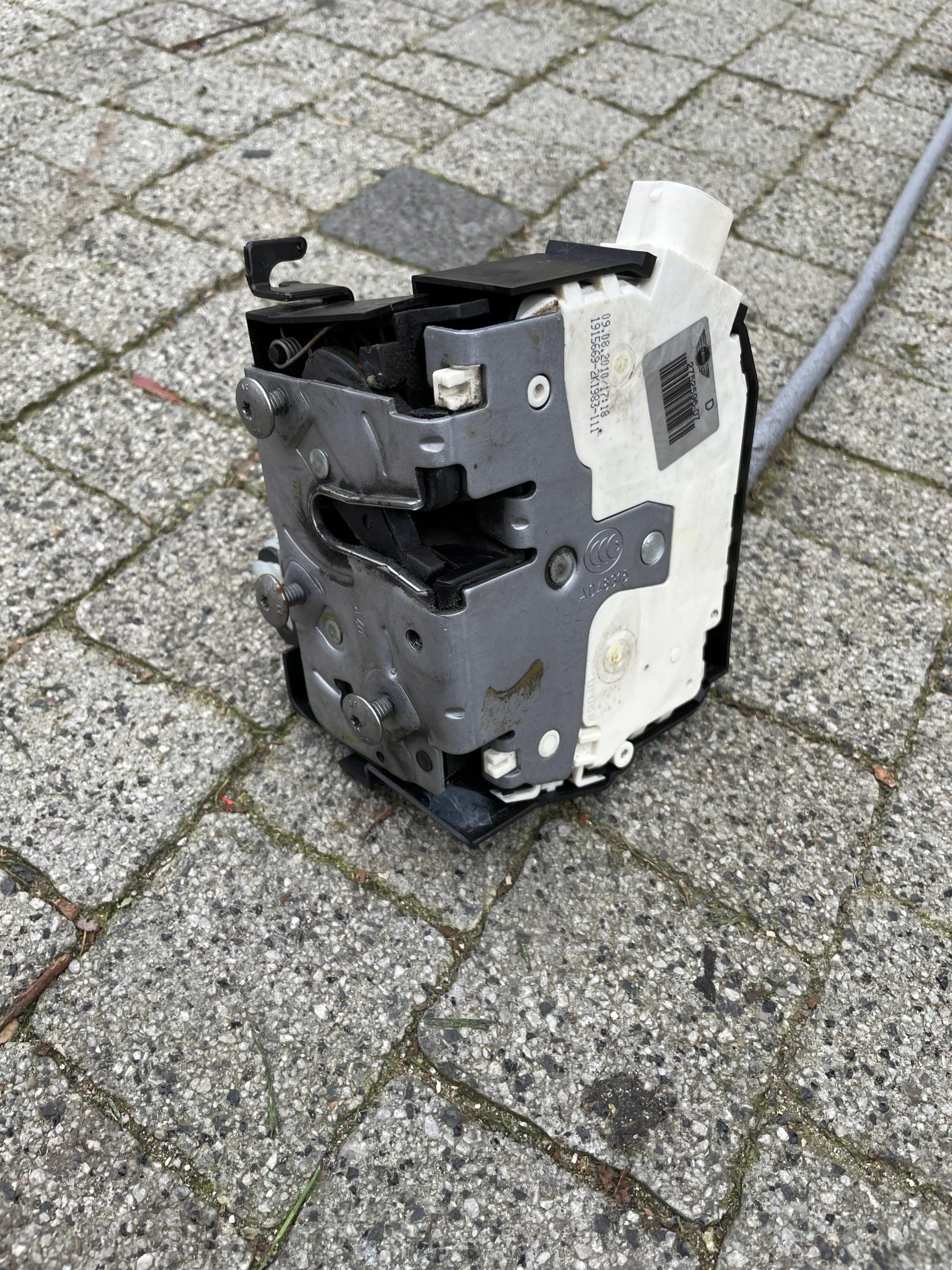 Mini Cooper R50 R55 R56 замок двері правий передній EU