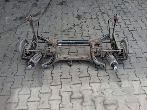 Mitsubishi asx 2015 балка заднього моста 1.6b