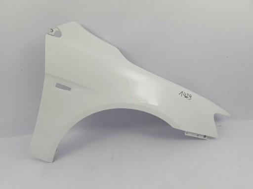 Mitsubishi Lancer VIII 2009 — Крыло переднее правое