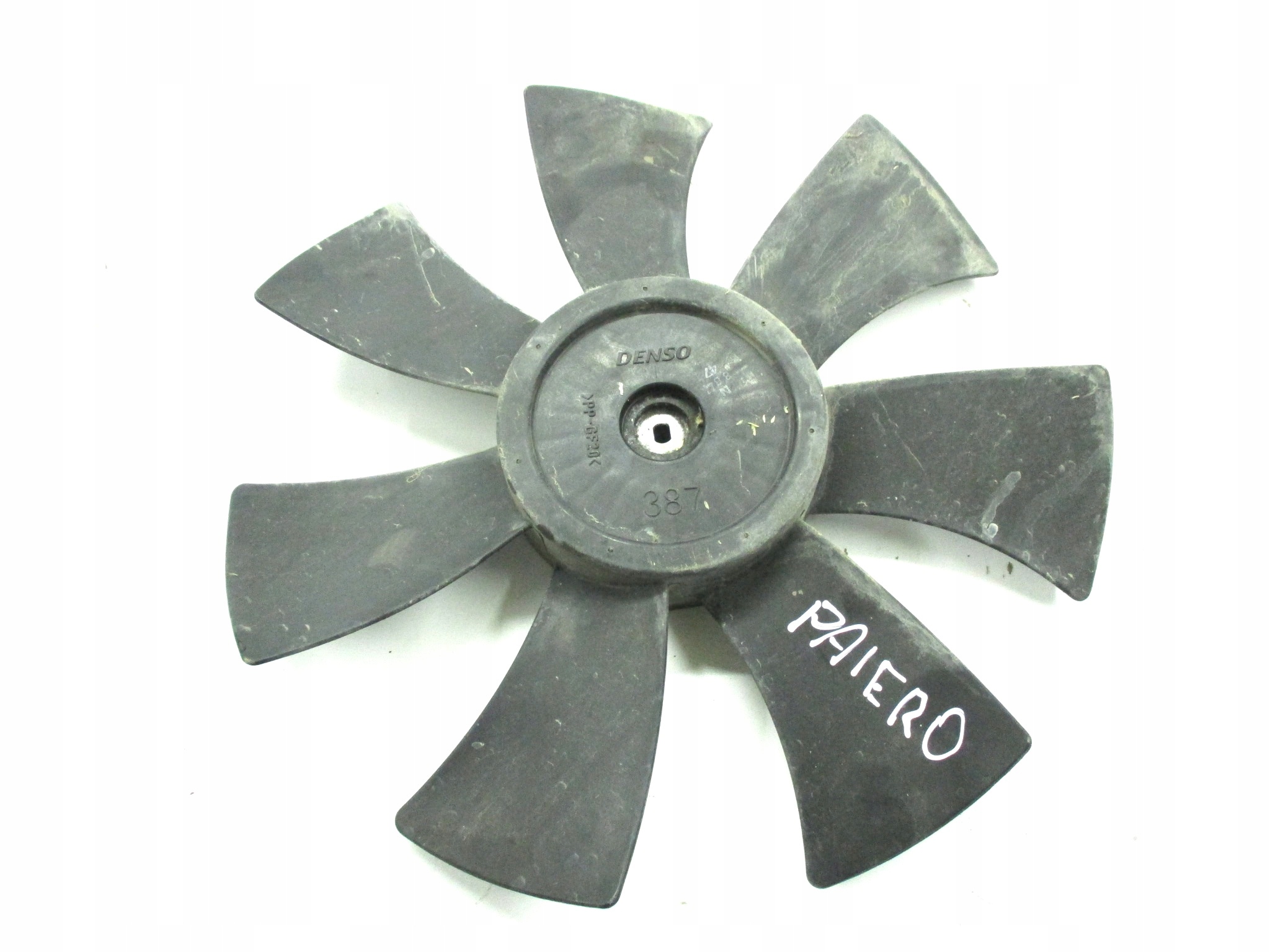 Mitsubishi Pajero III 3.2 DID вентилятор пропелер