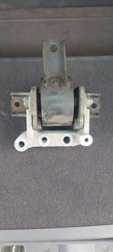 Лапа кріплення двигуна Mitsubishi Lancer Outlander