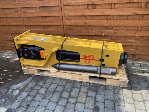 8460030080 - Гідравлічний молоток MONTABER TM 501,1050 кг