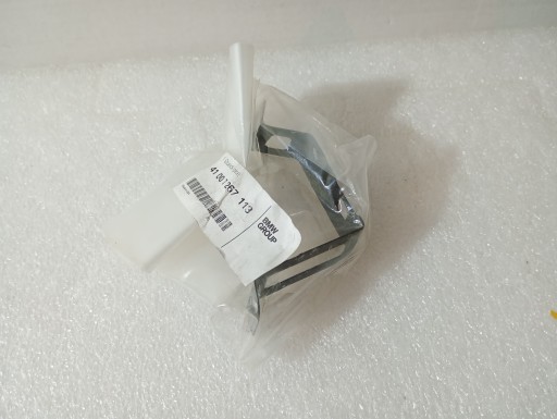 Крепление крыла левое верхнее левое BMW X3F25 X4F26 7267113 новый OE