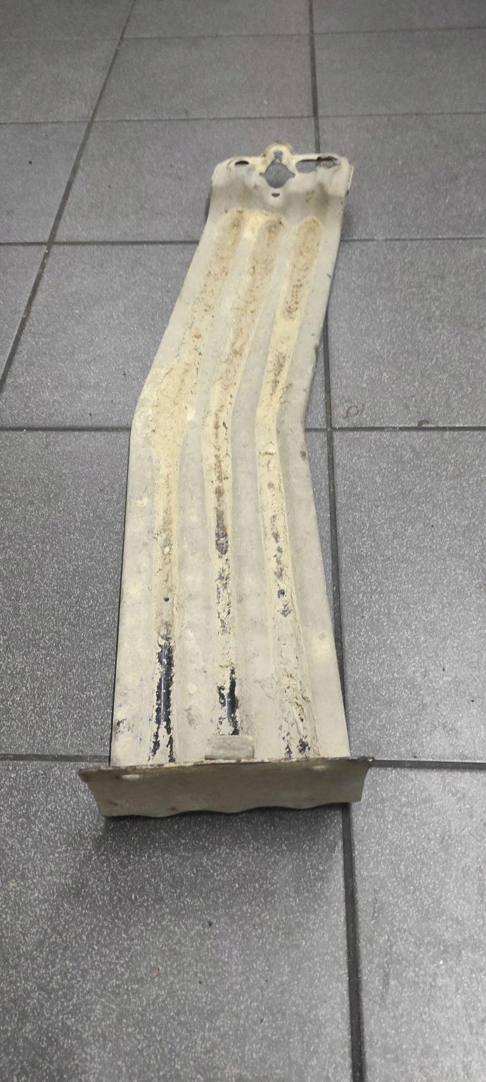 Кріплення запасного колеса VW CADDY