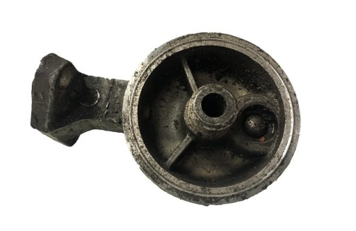 021115355A-USED - Кріплення масляного фільтра справжній VW T2 б / у