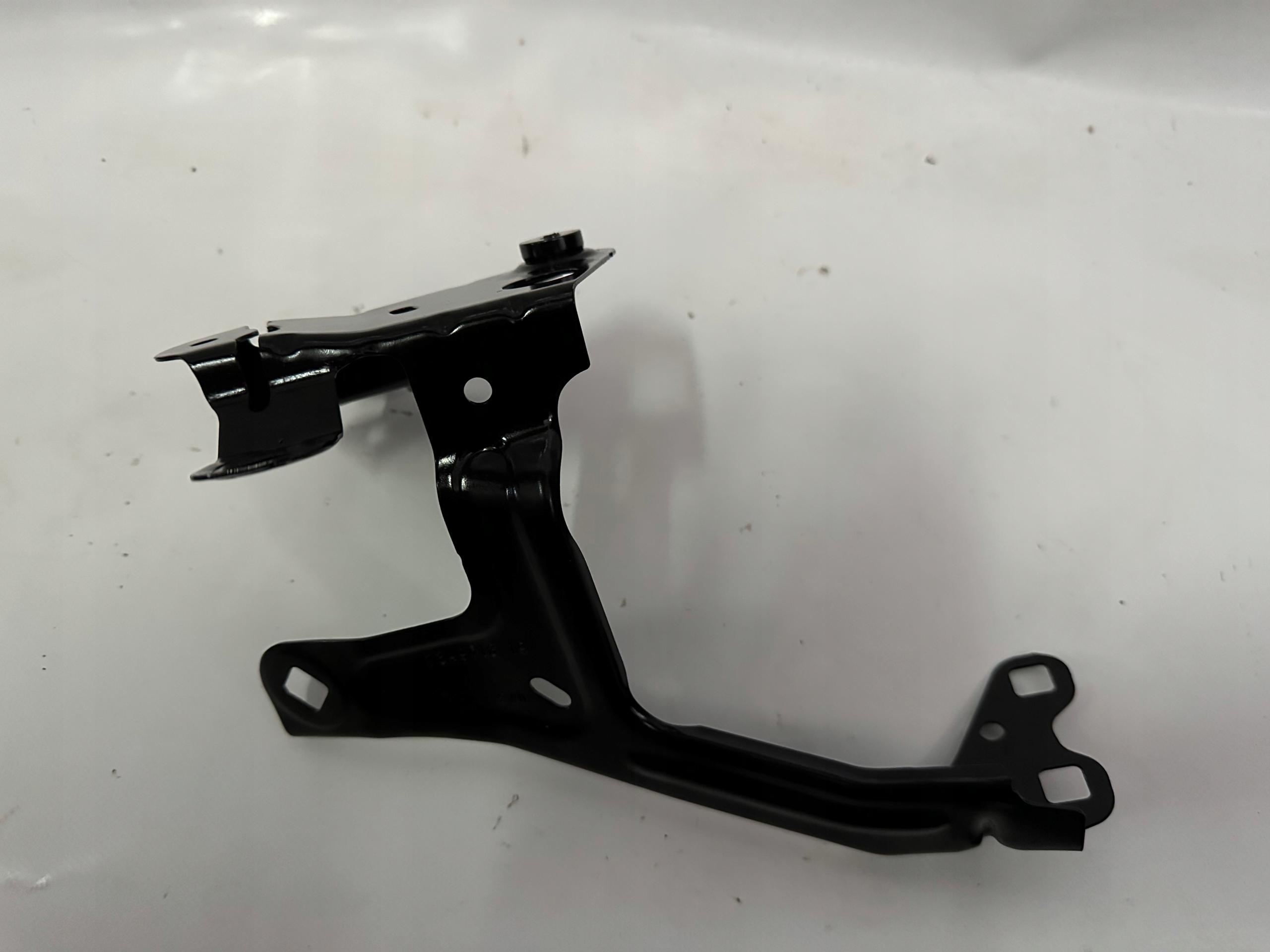 7349618 - Кріплення правого крила bmw 5 G30 g31