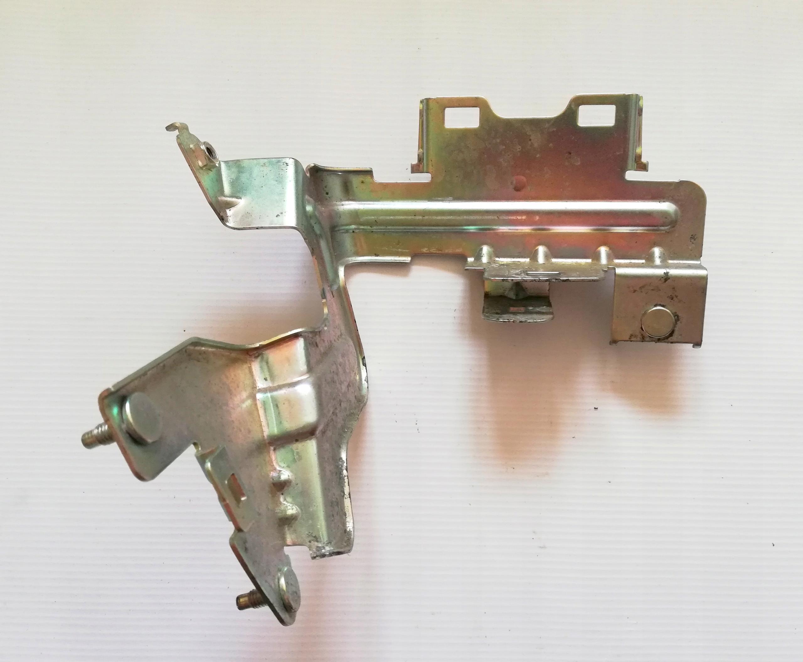 Держатель предохранителя Nissan Qashqai J11