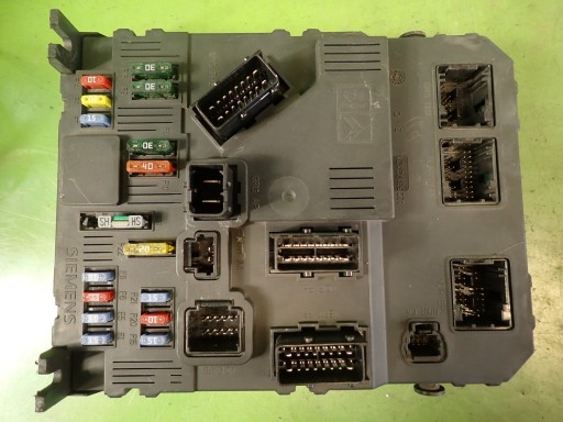 Модуль BSI CITROEN BERLINGO I FL 1.6 HDI 06r 9657999880 S118085120F