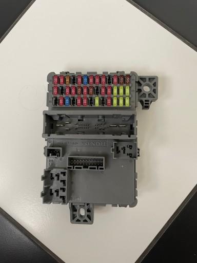 3M0-J112 - Модуль BSI/блок запобіжників Honda HRV EHEV 22-