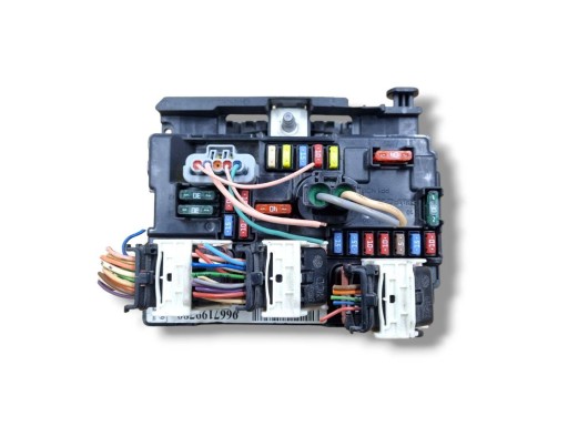 Модуль BSM Peugeot 207 facelift 2012 9667199780