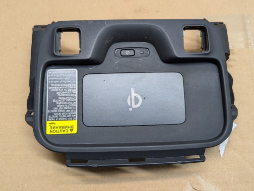 Індуктивний зарядний модуль Toyota Corolla 861C0-02020