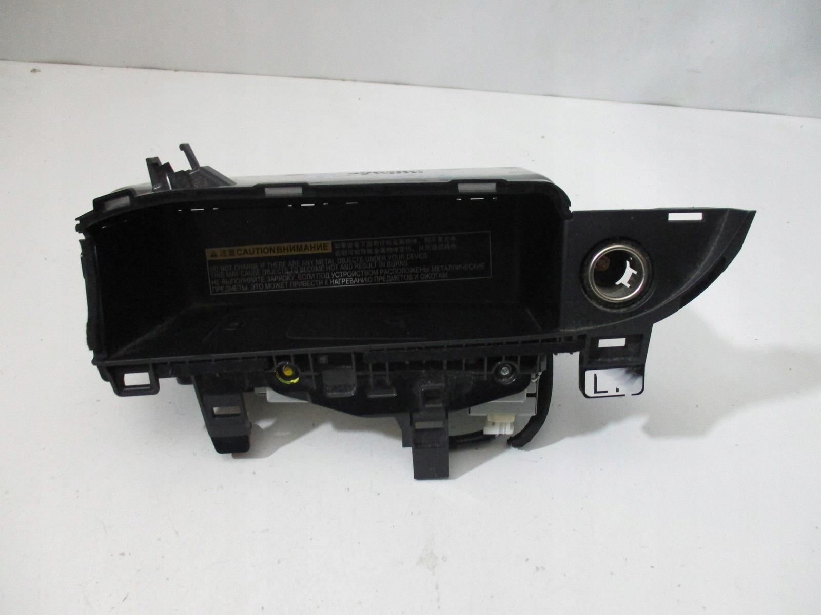 Модуль зарядного пристрою для телефону Lexus RX450 861C0-48030