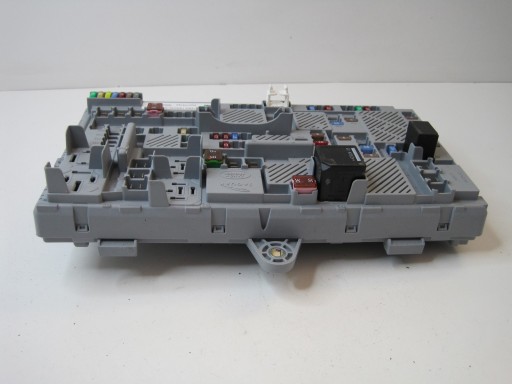 Модуль блока предохранителей Jaguar XF II X761 JX63-14N030-AB