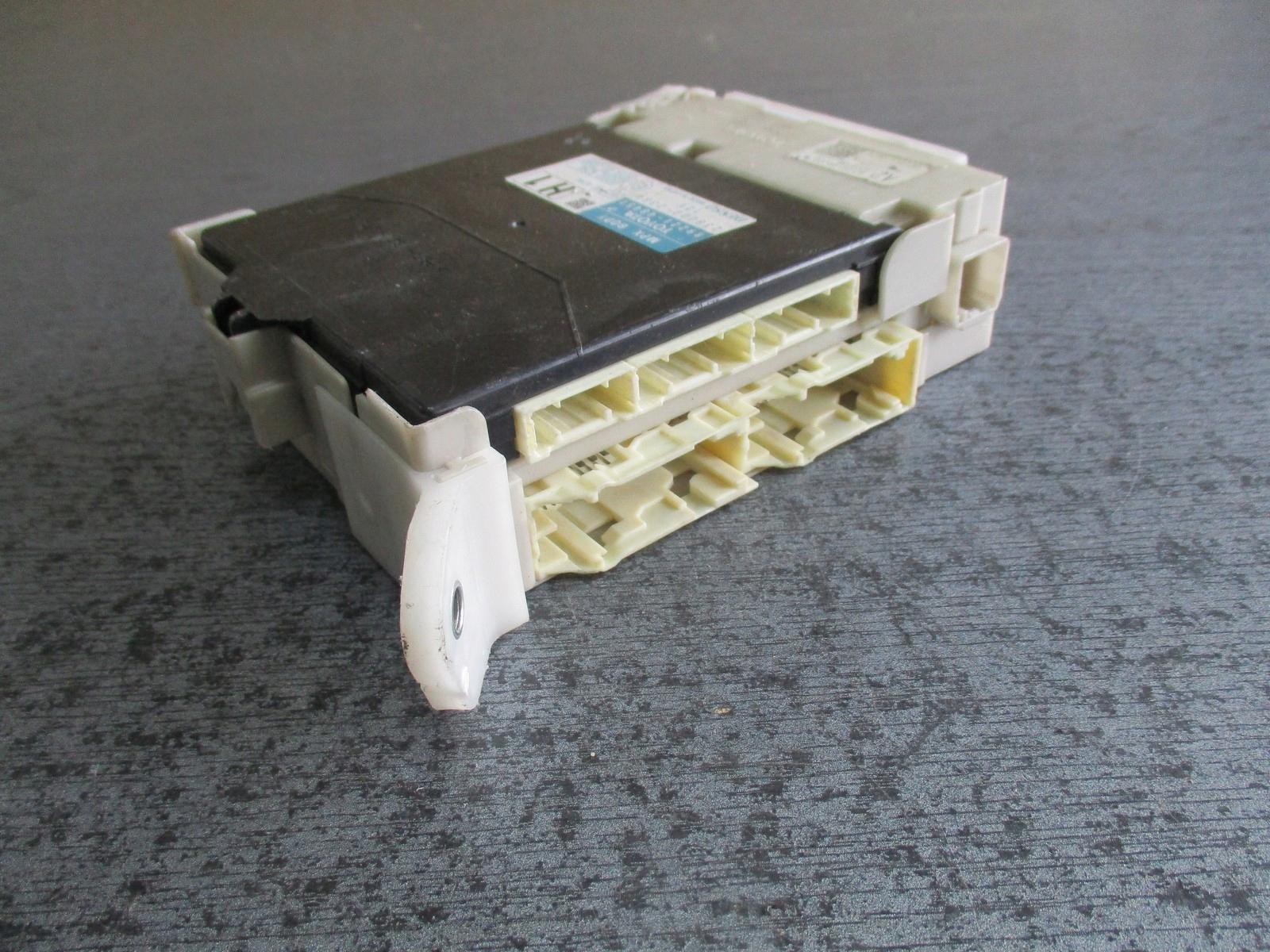 Модуль водителя тела Lexus RX450H 89221-48451