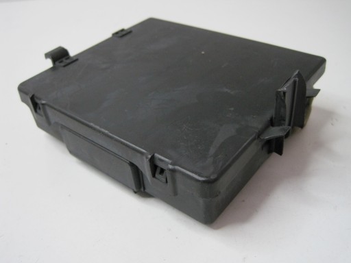 Модуль контроллера задней двери Jeep Compass 68373038AB