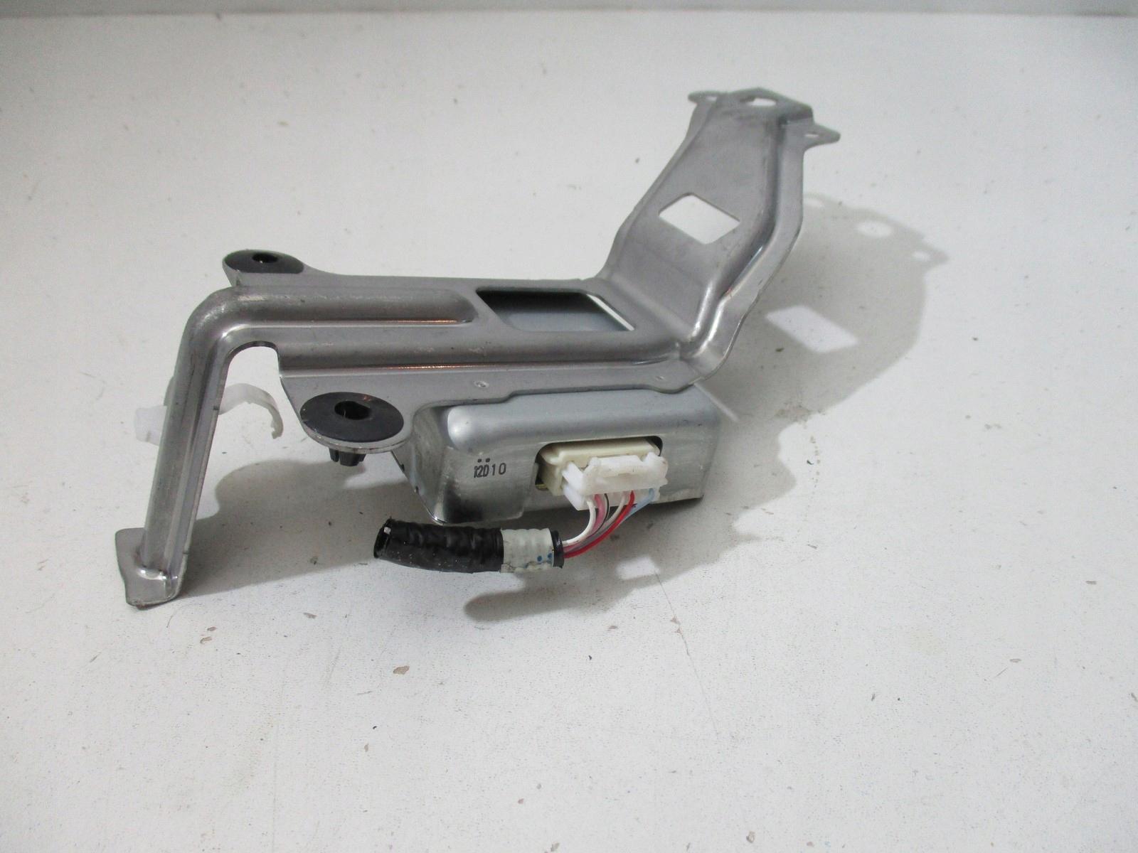 Модуль пілота для Toyota Lexus 86572-12170