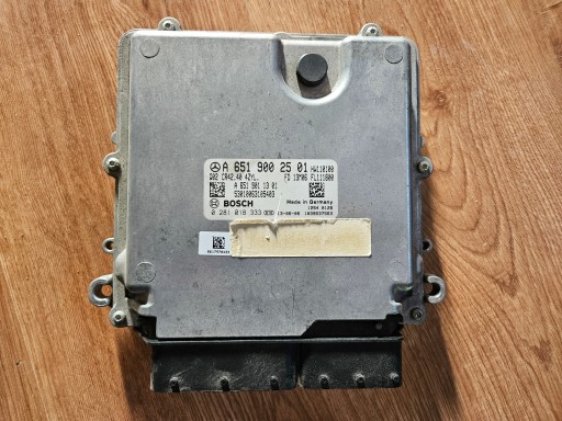 Модуль керування двигуном Mercedes GLK A6519002501