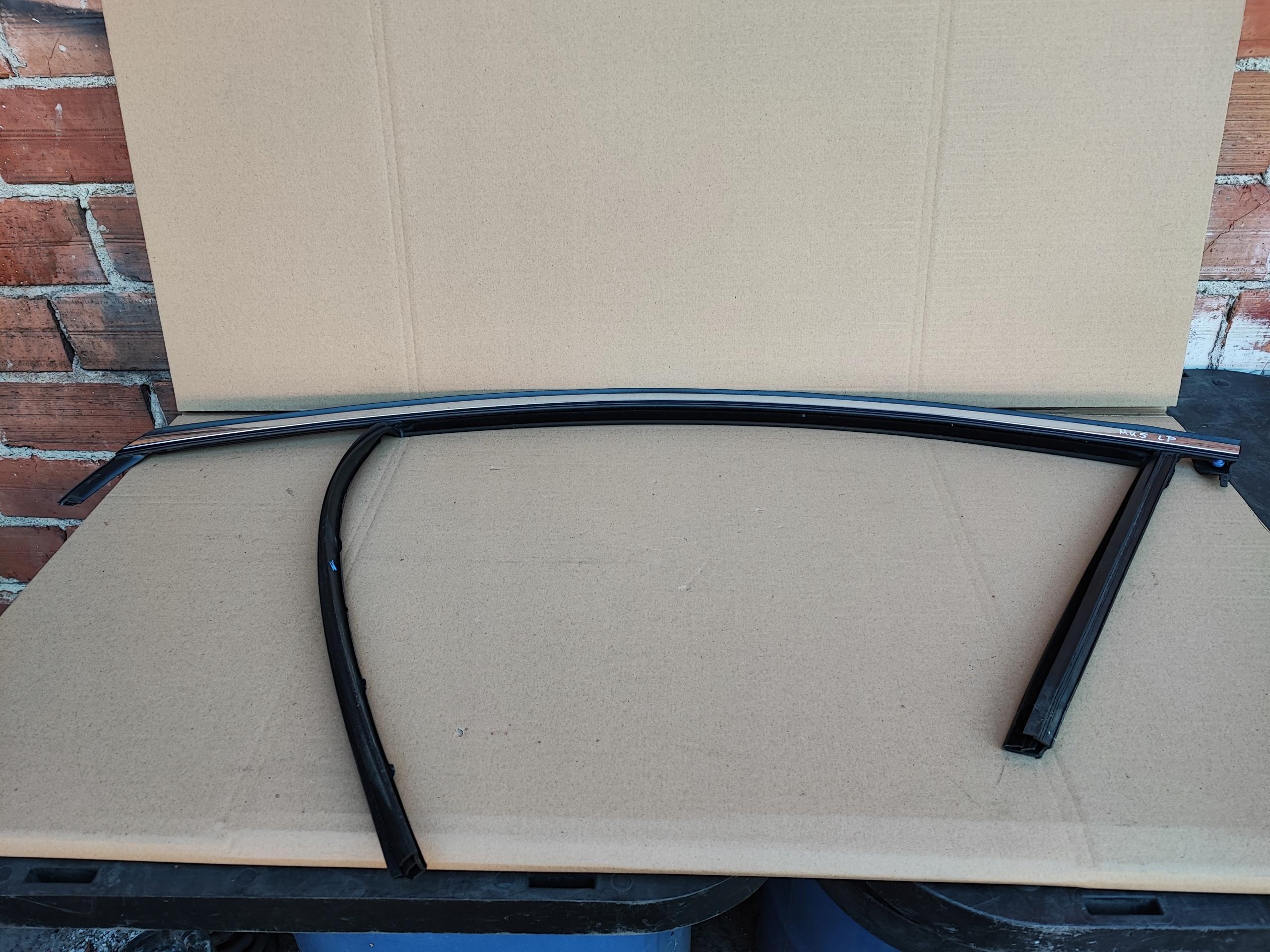 Mondeo MK5 прокладка уплотнение двери левая передняя хром