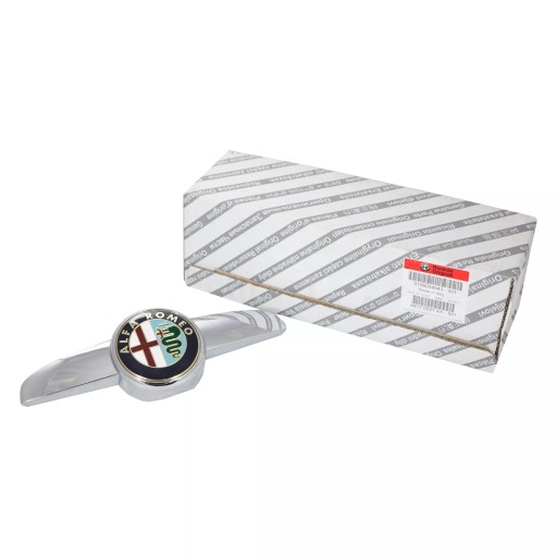 156058943 - Эмблема с логотипом решетки-бабочки Alfa Romeo 147 FL