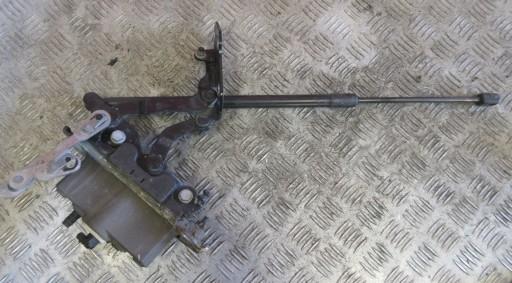 2129066301 - Патрон шарнір капота правий MERCEDES W212 A2129066301