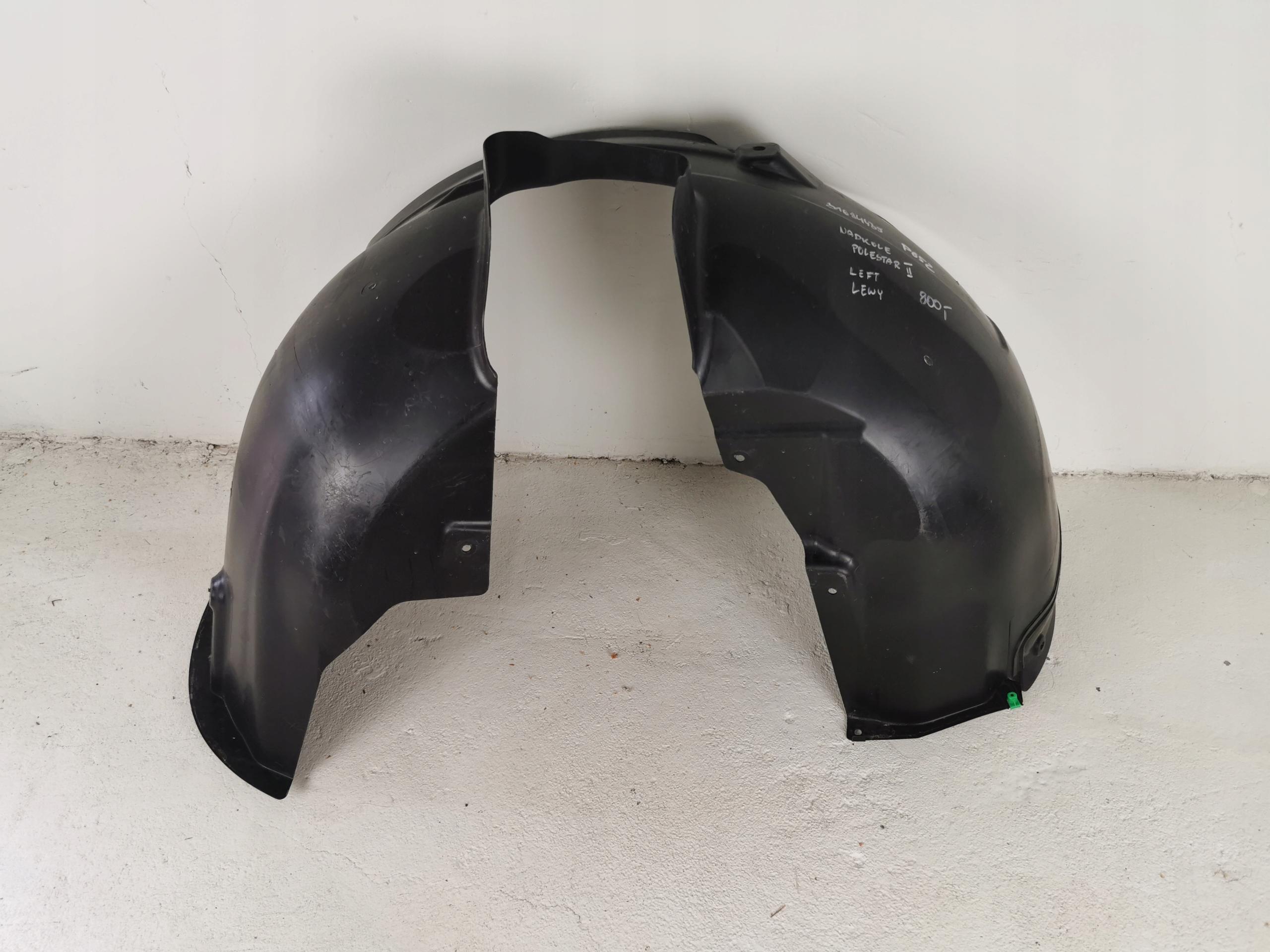 ЛЕВАЯ КОЛЕСНАЯ АРКА POLESTAR II 31694435