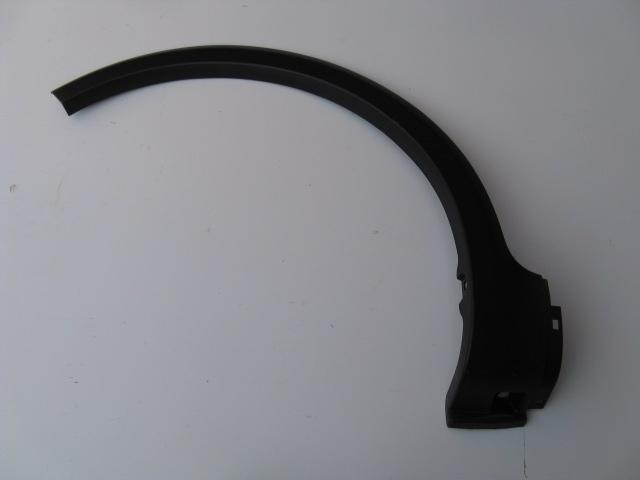 77251-79JOR - НАКЛАДКА НА КРЫЛО ЗАДНИЙ ПРАВЫЙ SUZUKI SX4