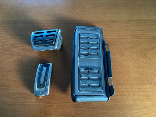 НАКЛАДКИ НА ПЕДАЛИ ДЛЯ AUDI Q3