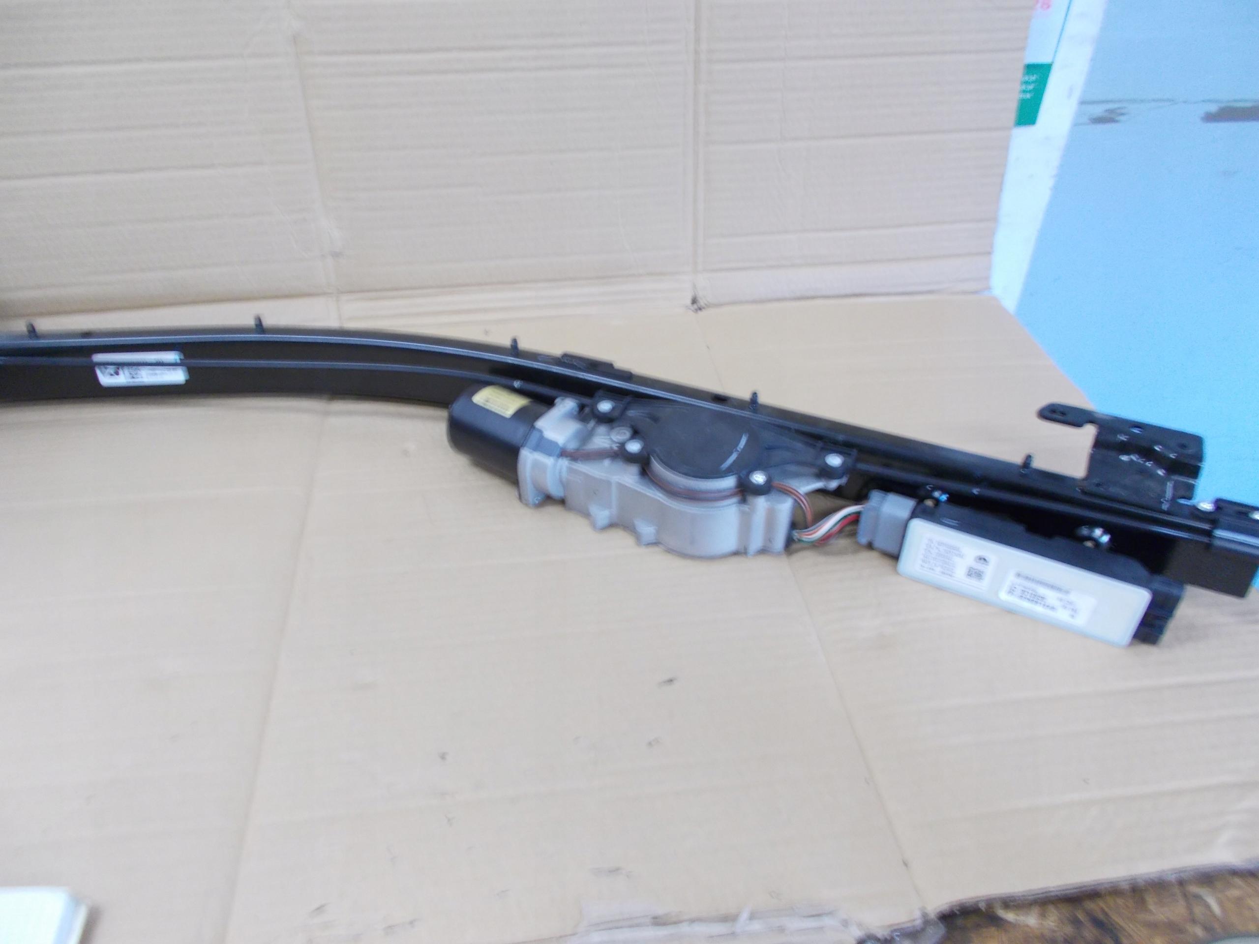 P68368918AA - ПРИВІД РОЗСУВНИХ ДВЕРЕЙ CHRYSLER PACIFICA 2016-