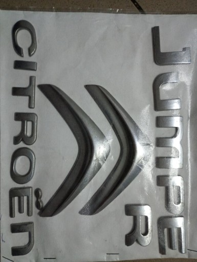 НАДПИСИ И ЭМБЛЕМА НА ЗАДНЕЙ ДВЕРИ CITROEN JUMPER (2014-24)