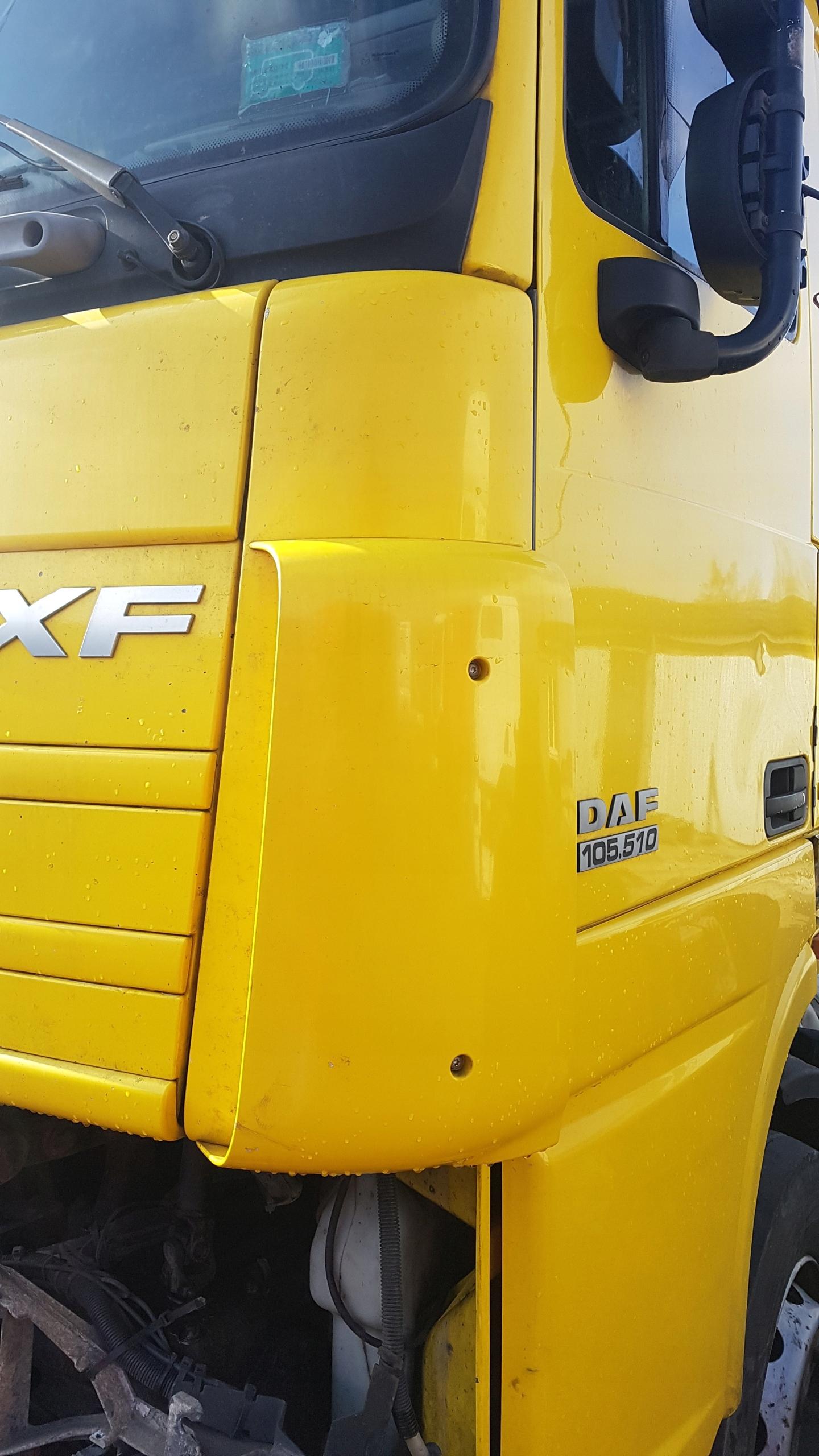 УГЛОВОЙ ОБТЕКАТЕЛЬ КАБИНЫ ЛЕВЫЙ DAF 105 XF