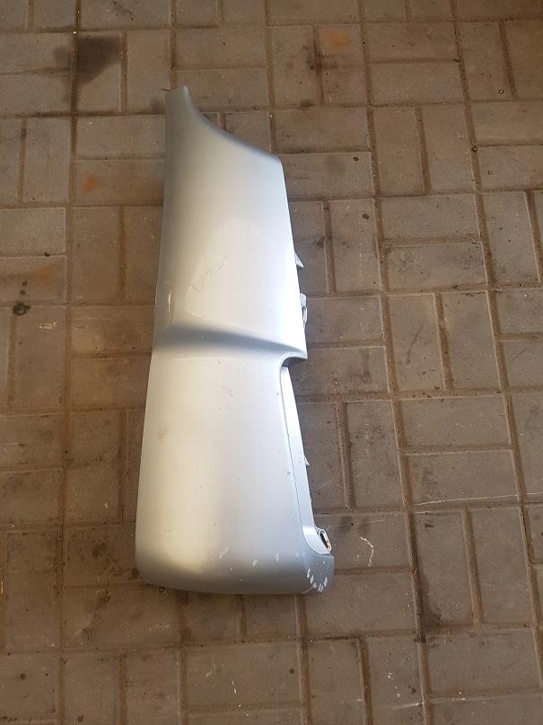 УГЛОВОЙ ОБТЕКАТЕЛЬ КАБИНЫ ПРАВЫЙ DAF 45 55 LF