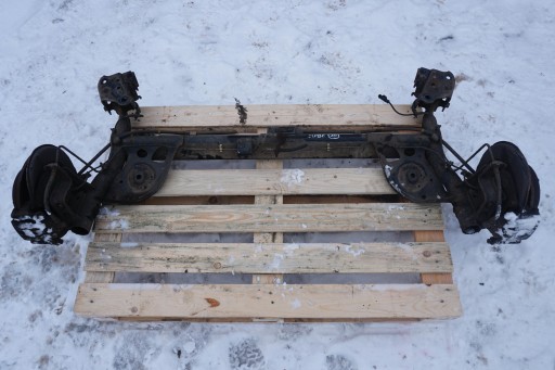 Nissan cube z12 задня підвіска балка осі заглушка 55316el00a