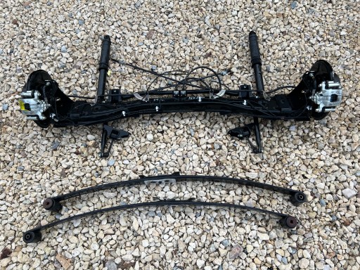 SX4 4X4 - Nissan e-nv200 підвісна промінь задня вісь