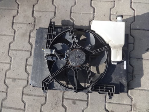 NISSAN JUKE 10-14R 1.6 16V B вентилятор радиатора