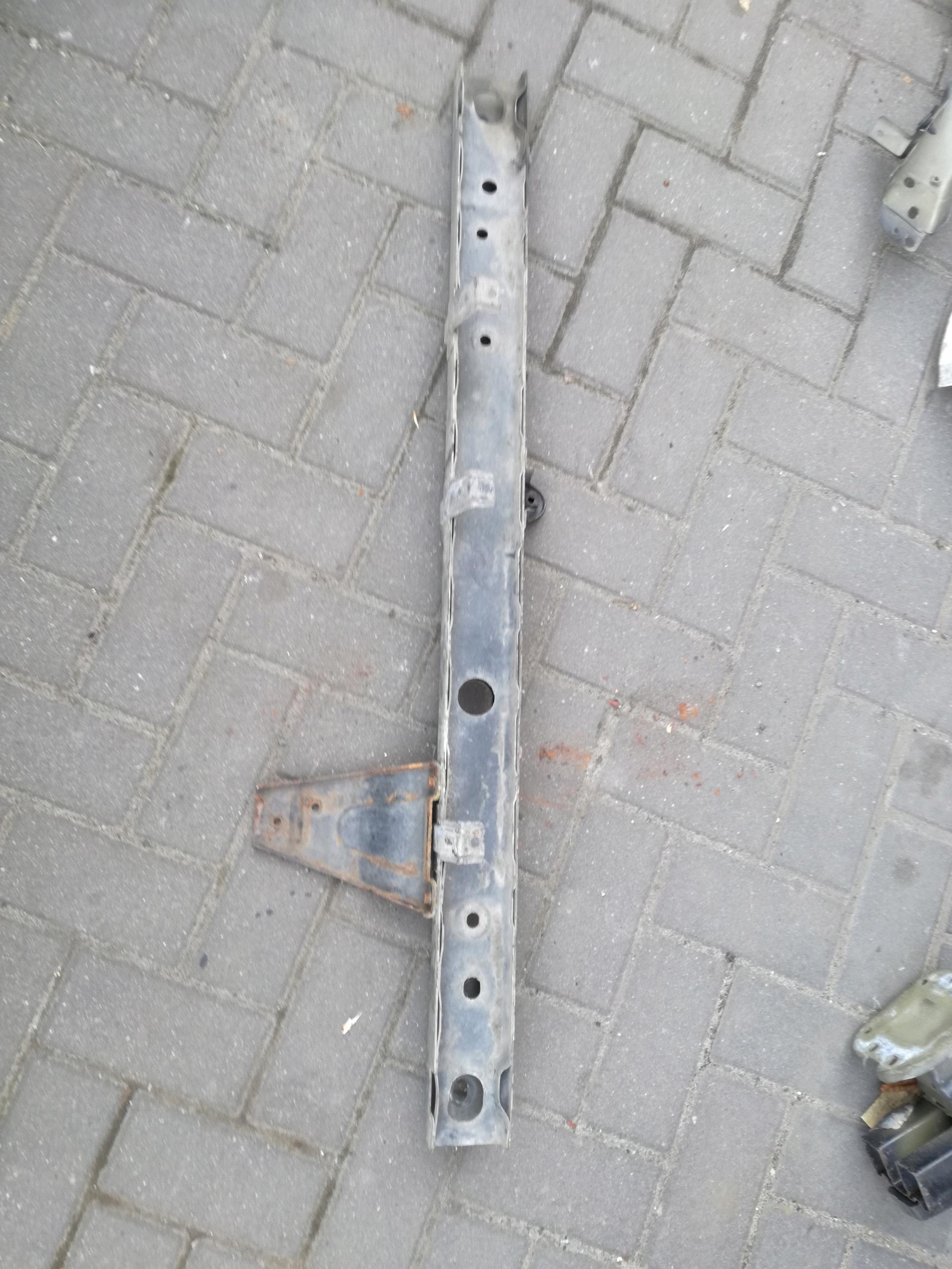 NISSAN JUKE F15 2012 год передняя балка под радиаторы