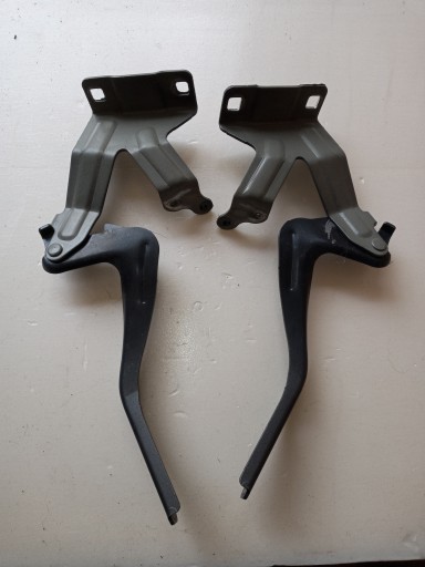 10-17 - ПЕТЛИ КАПОТА NISSAN СПРАВА СЛЕВА