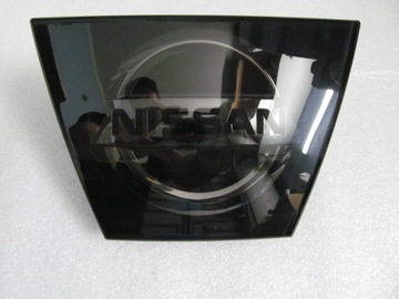 NISSAN MICRA K14 16- ЕМБЛЕМА БЕЙДЖ ЛОГОТИП Решітка