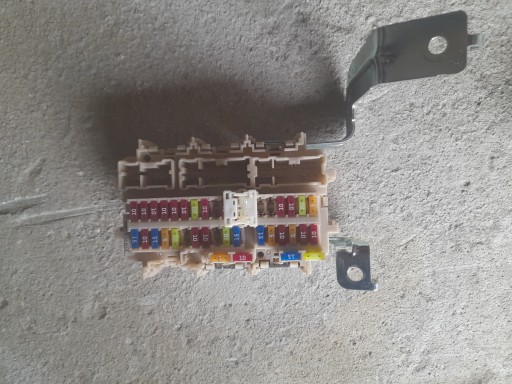 NISSAN NAVARA 2.3 DCI D23 NP300 БЛОК ПРЕДОХРАНИТЕЛЕЙ